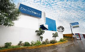Hotel Dreamworld Las Pinas