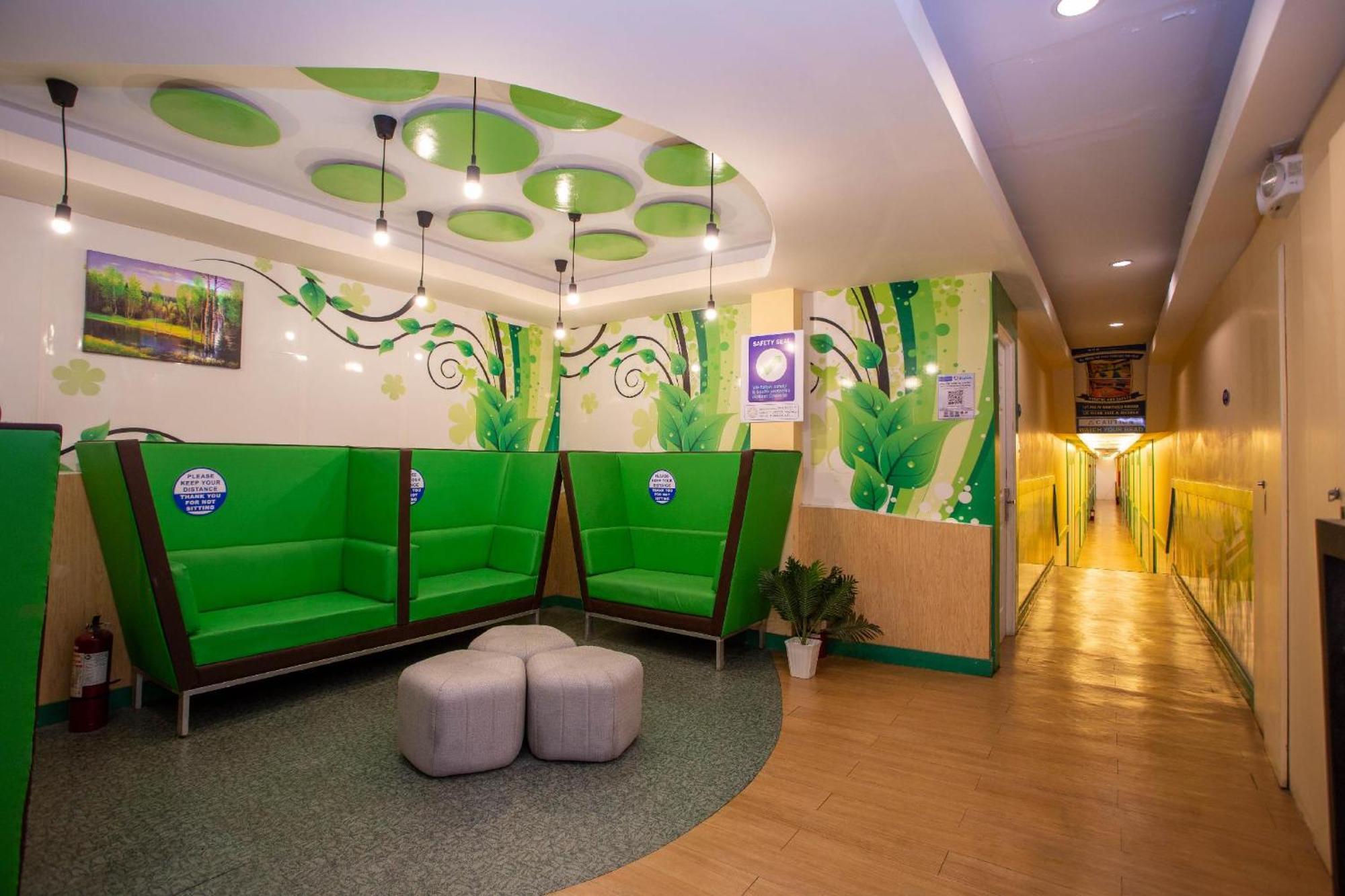 Hotel Dreamworld Las Piñas Exterior photo